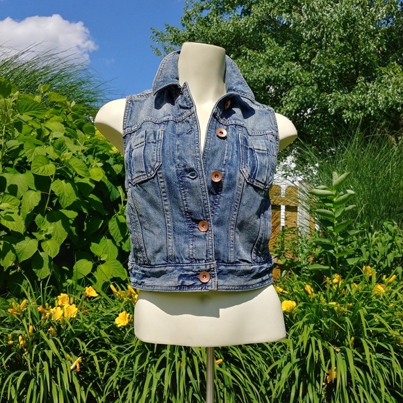 express denim vest